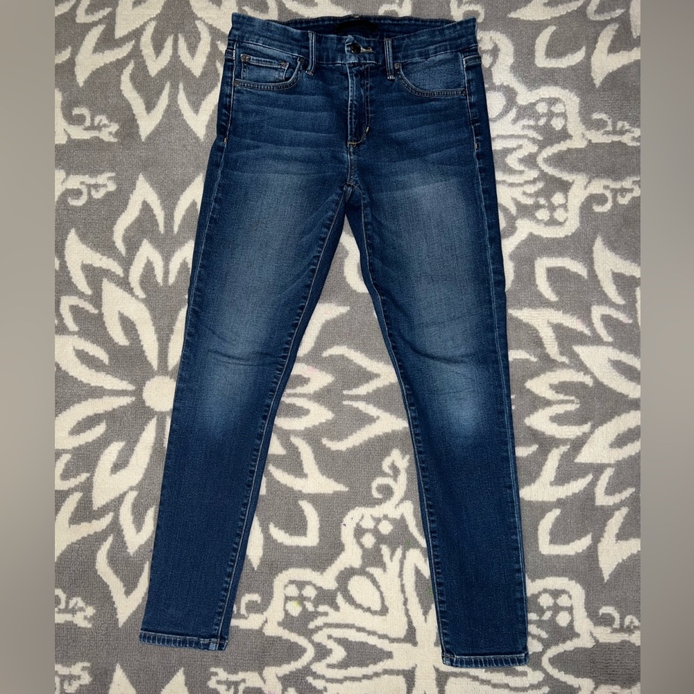 Joe’s FLAWLESS Jeans The Icon Skinny Size 28